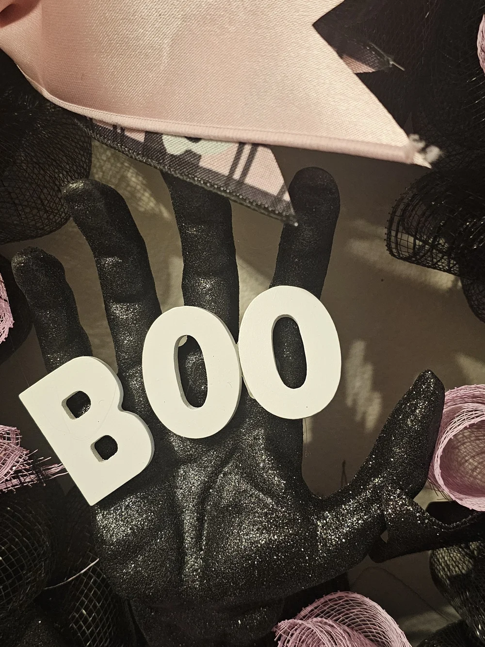 Pink & Black Halloween 'BOO' Decorative Wreath - Party Wall Accent